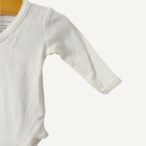 Alternative view of Boutchou | 1 mois