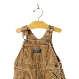 Alternative view of Oshkosh | 18 mois