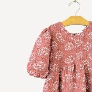 Alternative view of Zara | 8 ans