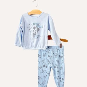 Alternative view of Disney | 24 mois