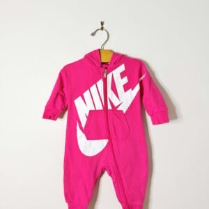 Nike | 6 mois