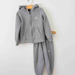 Air Jordan | 3 ans